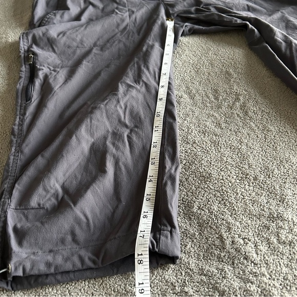 Columbia Grey Omni-Shield Capri Utility Button Snap Gorpcore Hiking Trail Pants - Picture 12 of 14
